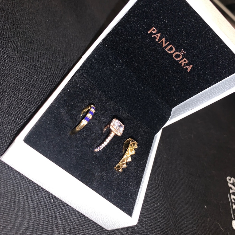 ❌SOLD —new listing for middle ring!!❌